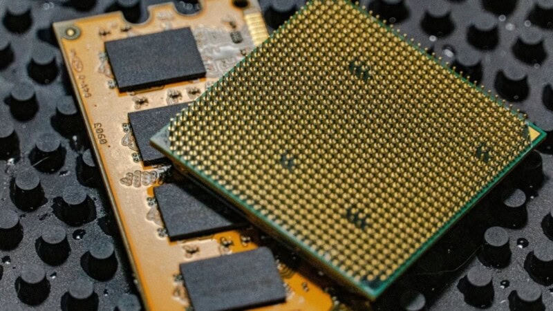 Pakistan’s first computer chip plant to be set up in Faisalabad