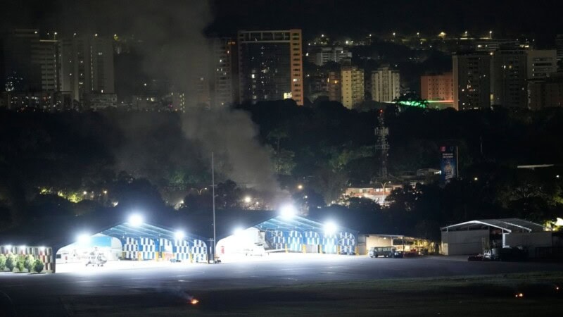 Aircraft & explosions: Did US just attack Venezuela?