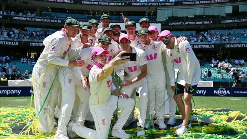 Australia defeat England by five wickets to clinch Ashes 4-1