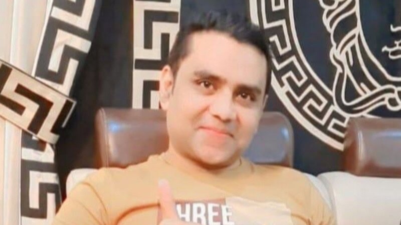 Stage actor Qaiser Piya looted in Lahore