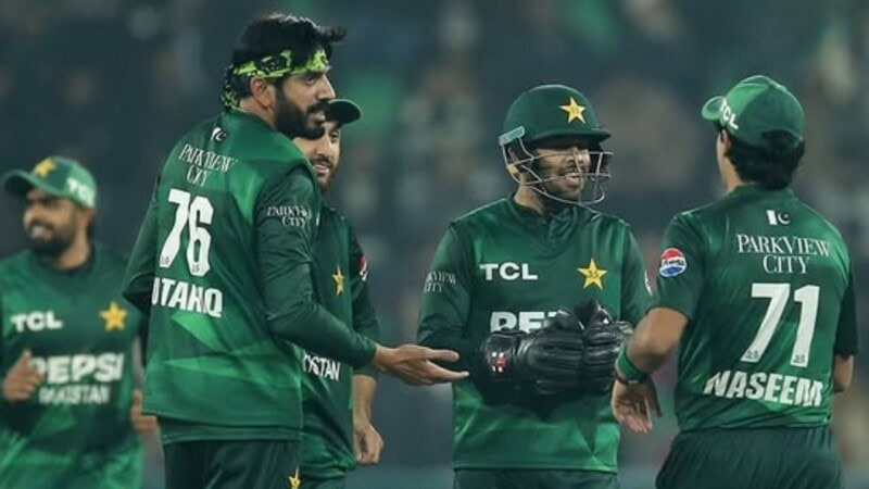 Pakistan crush Australia by 90 runs to take 2-0 lead in T20 series