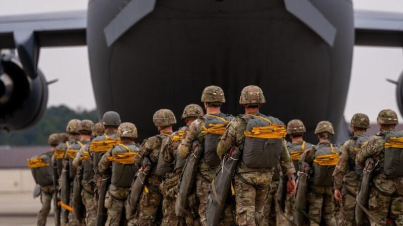 US considers sending 10,000 additional troops to Middle East: report