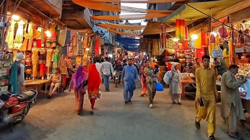 Energy crisis: Govt planning early market closures, 10 pm cutoff for wedding halls, restaurants