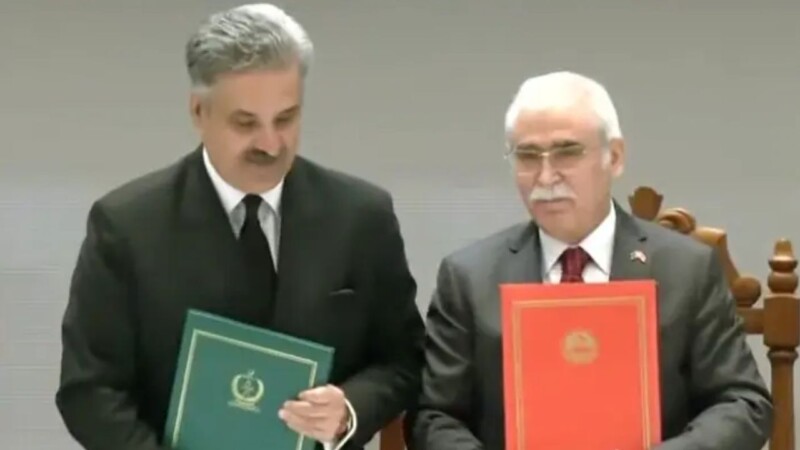Pakistan, Turkiye sign MoU for judicial cooperation aimed at professional development
