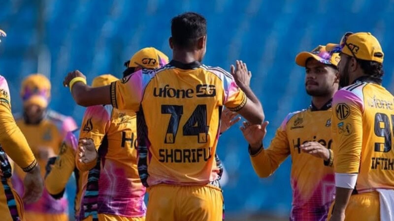 Big blow to Peshawar Zalmi as major pace duo leaves for national duty