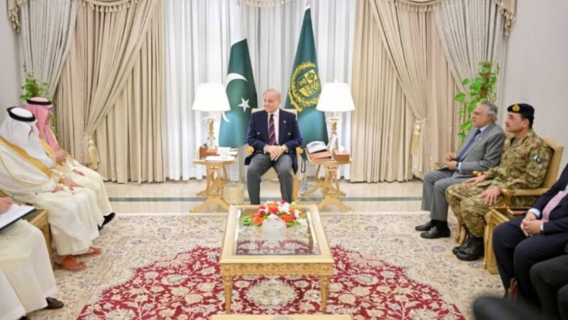 UAE debt repayment: Saudi Arabia, Qatar assure Pakistan of $5bn in financial assistance