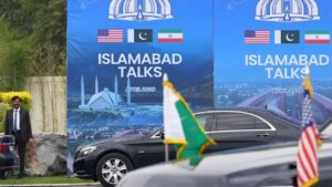 Pakistani journalists slammed for unprofessional coverage of Islamabad Talks