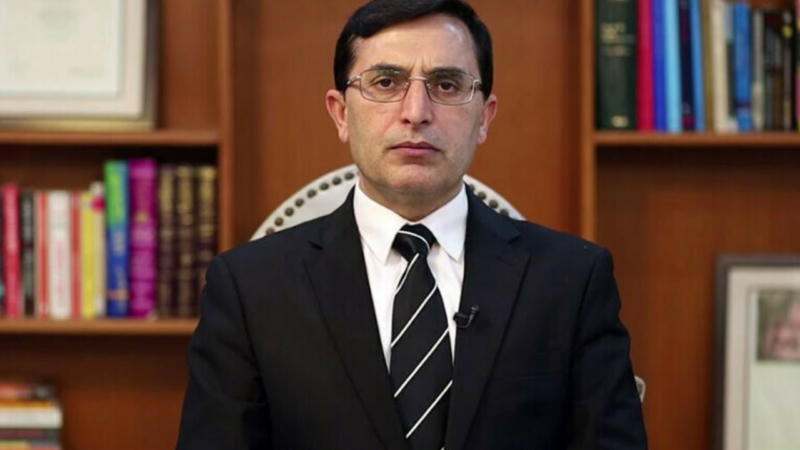 VIDEO: Barrister Gohar heckled by PTI worker for not meeting Imran Khan’s sisters