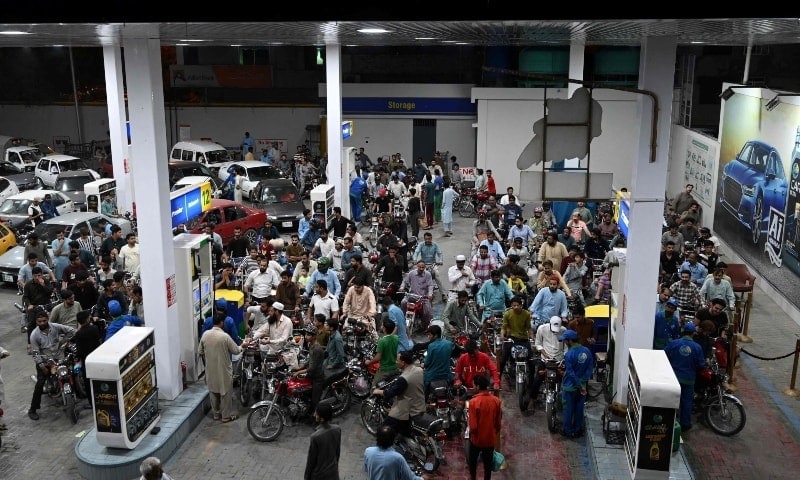 Petrol price climbs to Rs414.78 after fresh hike