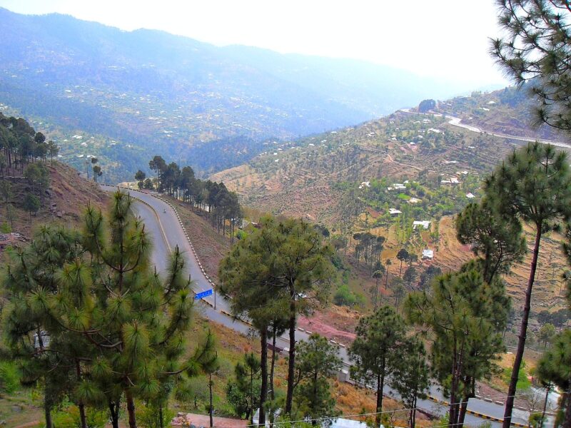 Post-Eid weekend: 60-70,000 vehicles a day expected in Murree