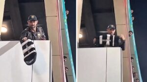 Glenn Maxwell gives his batting pads to fan