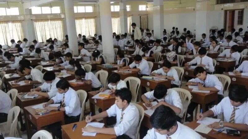 Students to retake leaked A-level maths exam on June 9
