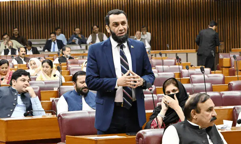 Tarar invites opposition to sign ‘Charter of Economy’ as PTI slams ‘anti-people’ budget