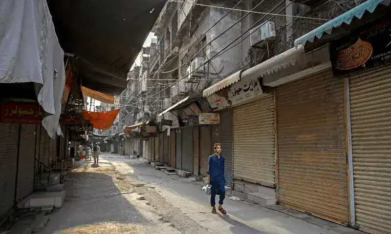 Global power crisis: Markets open till 9 pm, restaurants till 11 pm as govt revises early closure timings