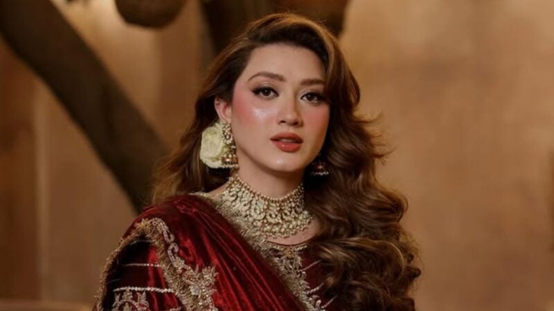 ‘Is se acha tha su*cide kr leti’: Momina Iqbal speaks out on harassment, defamation