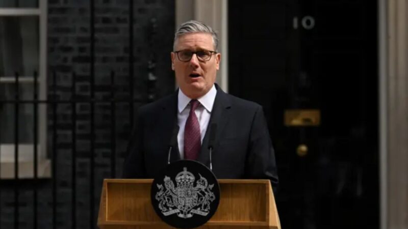 Starmer resigns as labour leader, will stay on as PM until successor is chosen