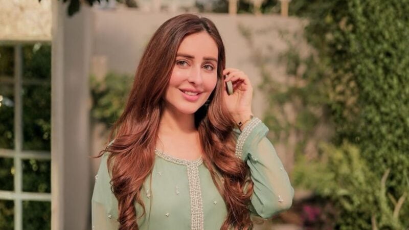 Sidra Niazi slams victim blaming after acid attack on Dr Mahnoor