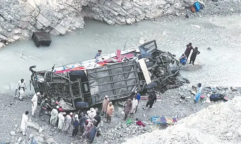 40 killed, eight injured as bus plunges into ravine at Balochistan-KP border