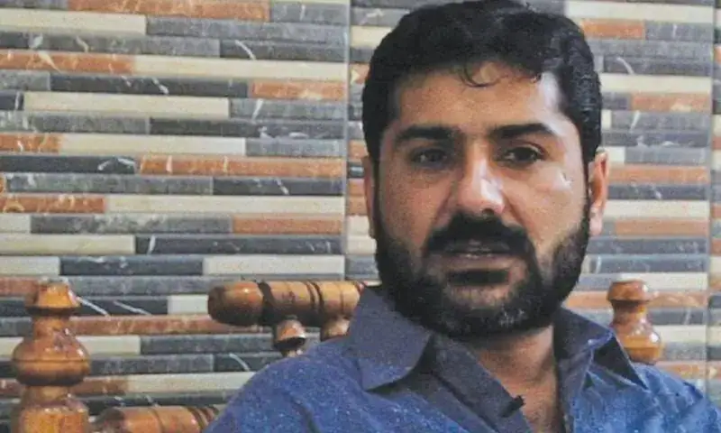 Gangster Uzair Baloch’s brother shot outside Lyari home