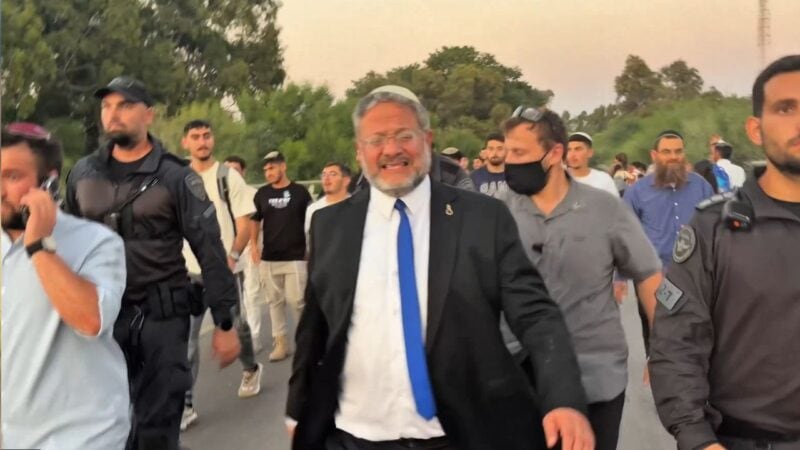 ‘Gaza is ours’: Israeli minister marches toward border urging public to not miss ‘historic opportunity to rebuild settlements’