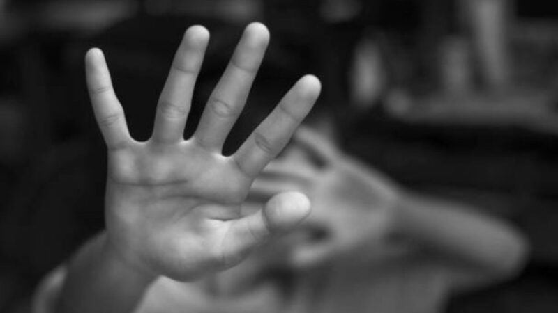 Faisalabad man ‘sells wife to friend to settle debt’