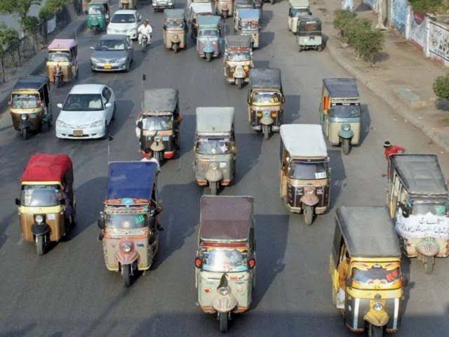 Karachi traffic policy to ban all rickshaws faces public backlash