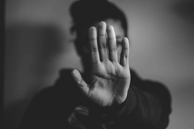 Man fined Rs500,000 for transphobic insults against colleague, targeting her inability to bear children