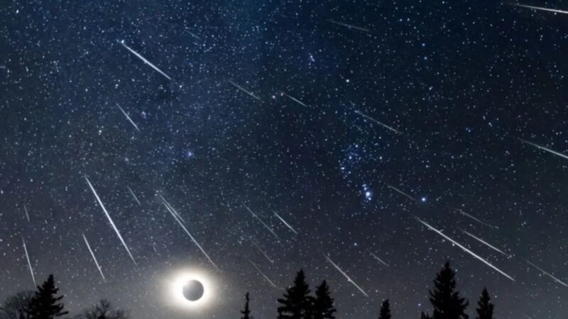 Six planets in a line, solar eclipse & peak of Perseid meteor shower tonight
