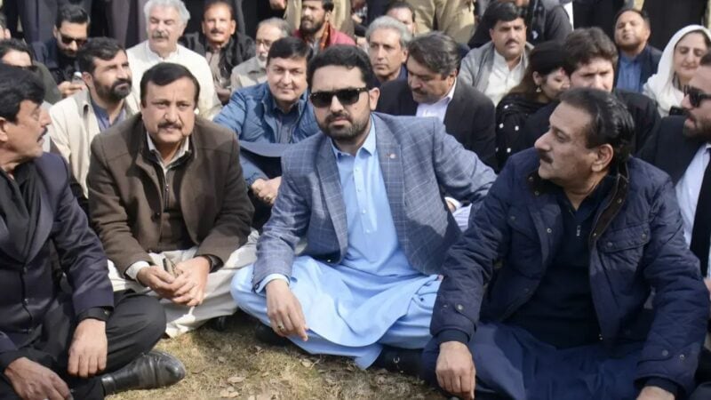 KP CM Afridi warns rulers to ‘open their eyes’ before Sept 27