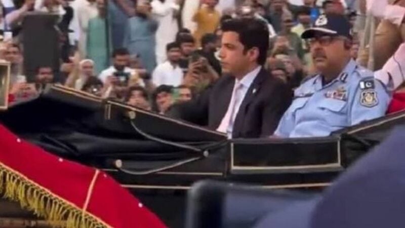 PM Shehbaz warns commissioner, IGP officials against ‘pomp and show’ after viral buggy ride