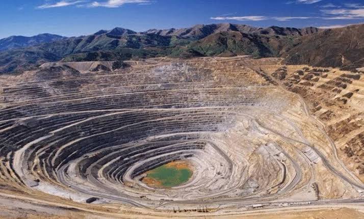 US ready to finance major mining projects in Pakistan