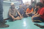 Three Pakistani hostages killed as pirates open fire during rescue op by Somali forces