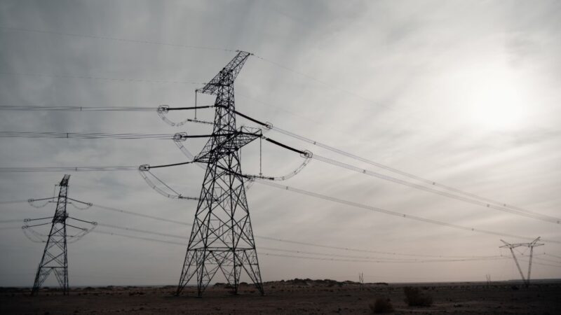 Govt signed 30-year IPP deal despite seeking to end or renegotiate costly power contracts: report