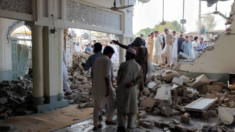 Kohat Police Lines attack death toll rises to 22, six terrorists killed