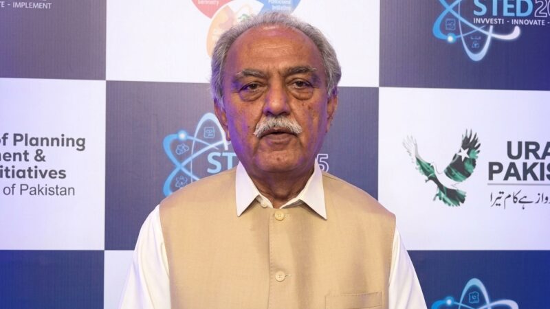 Former Sindh minister allegedly abducted by armed men