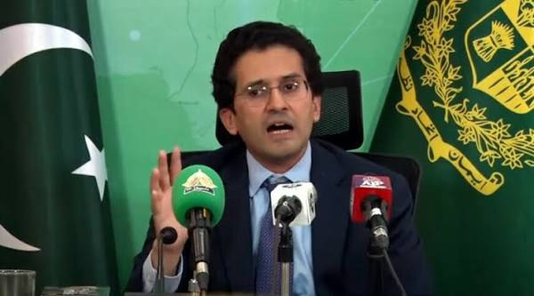 Petrol price could hit Rs1,000 per litre in case of shortage, Petroleum Minister warns