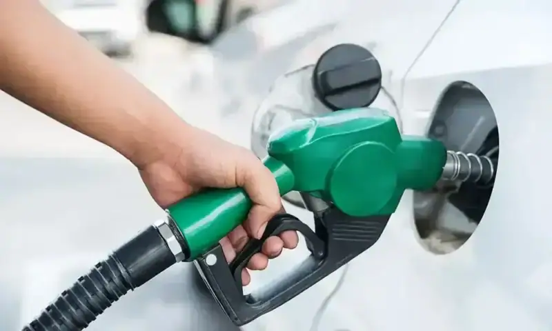 Govt hikes petrol price to Rs392.76, diesel to Rs399.64 per litre