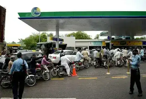 Petrol price rises by Re0.88 per litre, diesel by Re0.53 as global oil rates climb