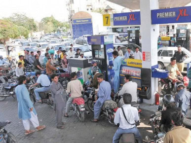 Govt cuts petrol price by Rs3.19, raises diesel by Rs2.25 per litre