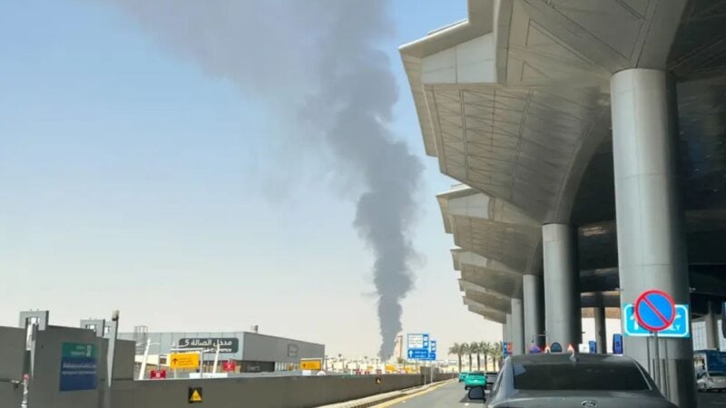 US orders non-emergency diplomats to leave Saudi Arabia as Houthi attacks intensify