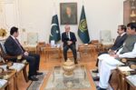 Federal government completes preparations for emergency, governor’s rule in KP: report